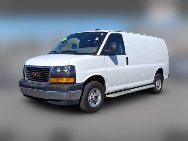 2023 GMC Savana Base