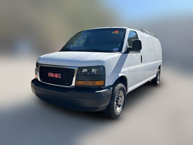 2023 GMC Savana Base