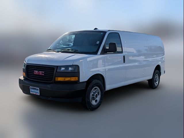 2023 GMC Savana Base