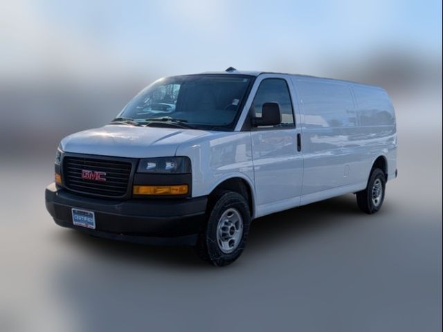 2023 GMC Savana Base