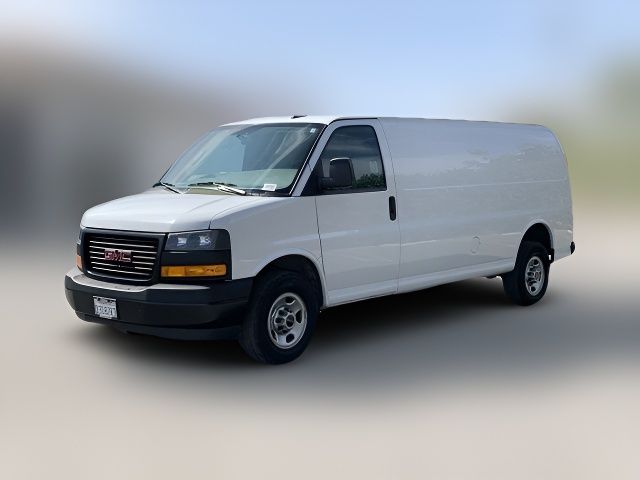 2023 GMC Savana Base