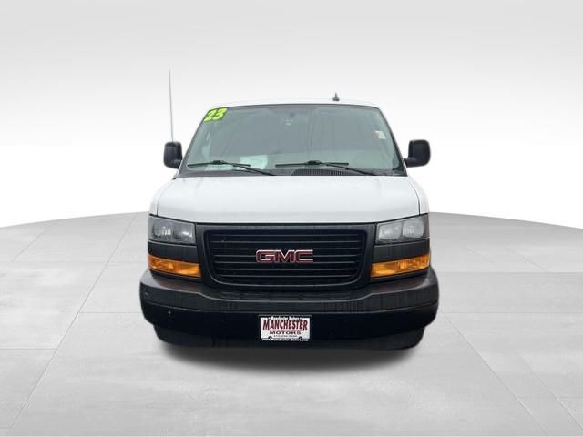 2023 GMC Savana Base