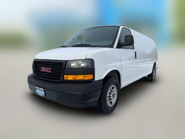 2023 GMC Savana Base