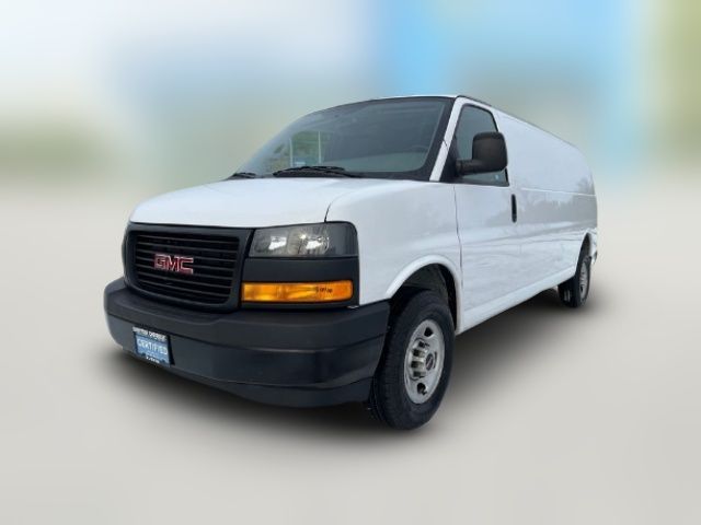 2023 GMC Savana Base