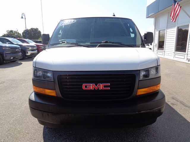 2023 GMC Savana Base