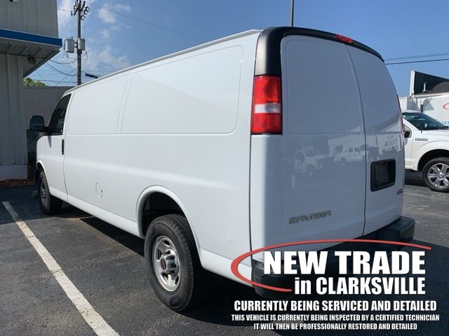 2023 GMC Savana Base