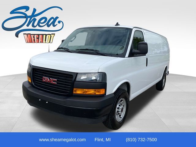 2023 GMC Savana Base