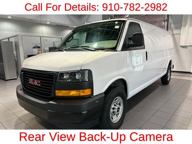 2023 GMC Savana Base