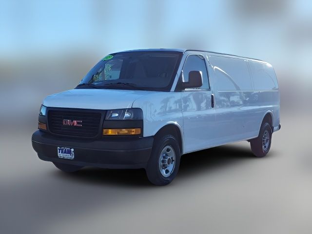 2023 GMC Savana Base