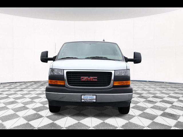 2023 GMC Savana Base