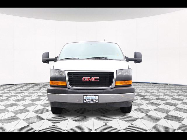 2023 GMC Savana Base