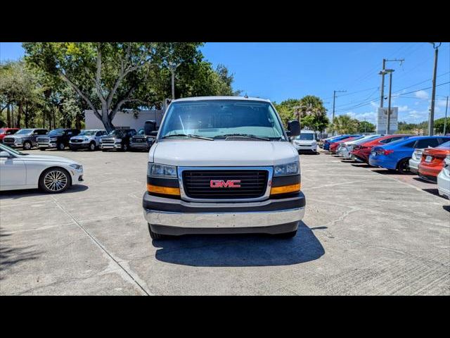 2023 GMC Savana Base