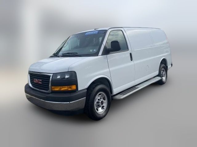 2023 GMC Savana Base