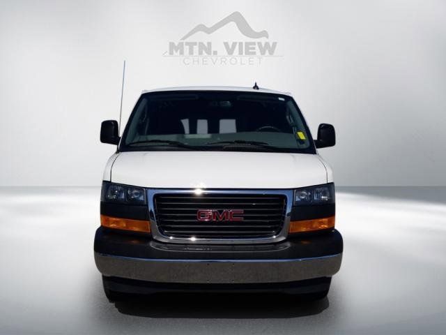 2023 GMC Savana Base