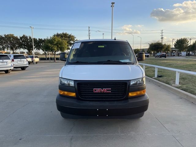 2023 GMC Savana Base