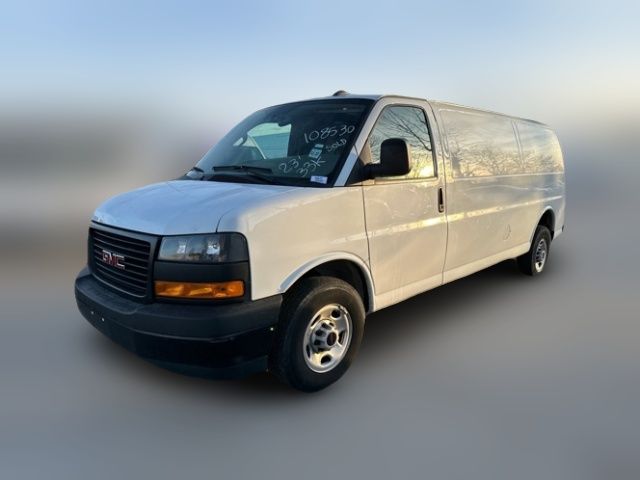 2023 GMC Savana Base