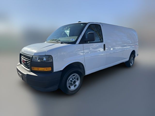 2023 GMC Savana Base