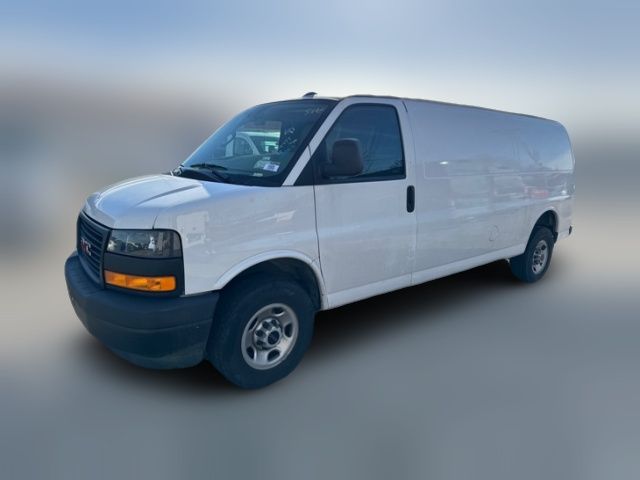 2023 GMC Savana Base