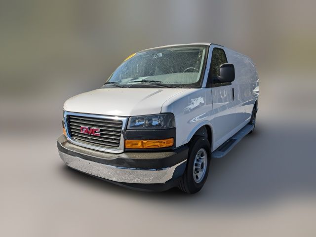 2023 GMC Savana Base