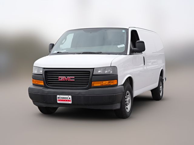 2023 GMC Savana Base