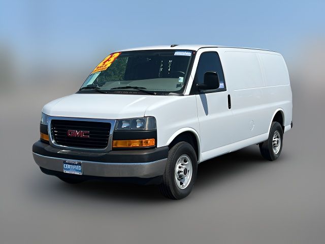 2023 GMC Savana Base