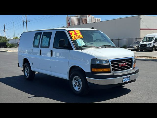 2023 GMC Savana Base