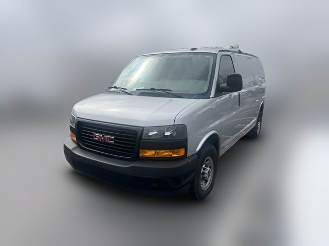 2023 GMC Savana Base