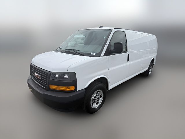 2023 GMC Savana Base