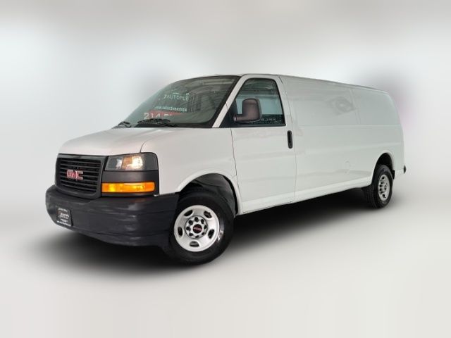 2023 GMC Savana Base