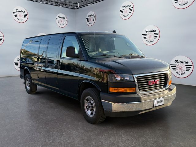 2023 GMC Savana Base