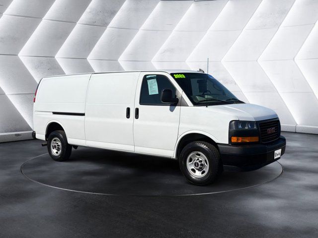 2023 GMC Savana Base