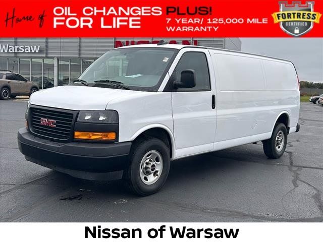 2023 GMC Savana Base