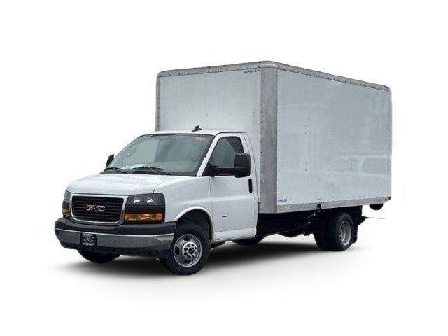 2023 GMC Savana Base