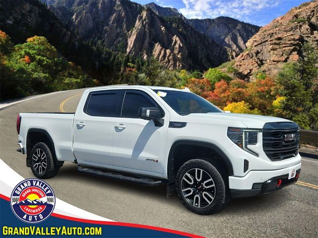 2023 GMC Sierra 1500 AT4