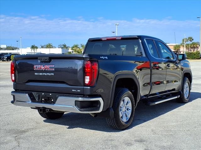 2023 GMC Sierra 1500 SLE