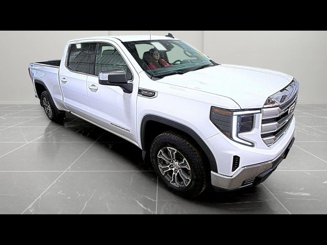 2023 GMC Sierra 1500 SLE