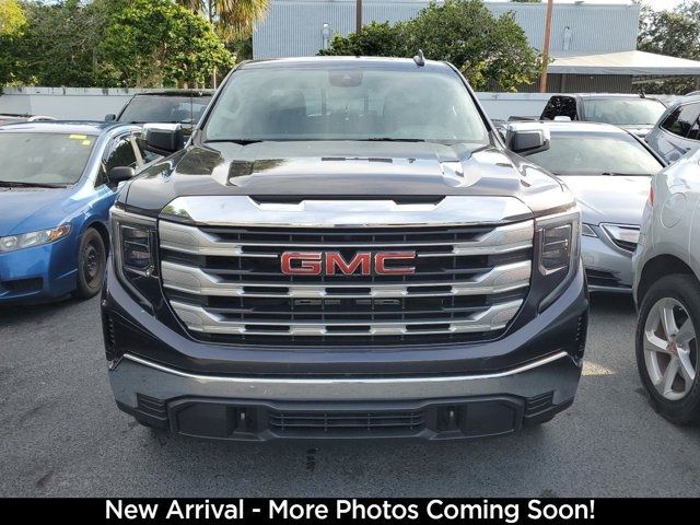 2023 GMC Sierra 1500 SLE