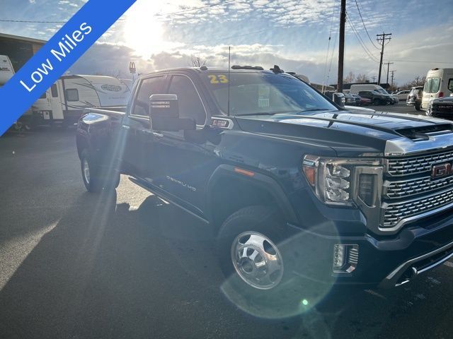 2023 GMC Sierra 3500HD Denali