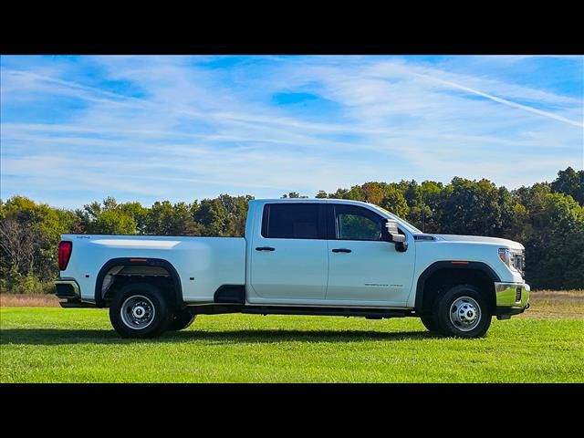 2023 GMC Sierra 3500HD Pro