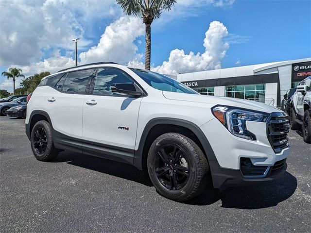 2023 GMC Terrain AT4