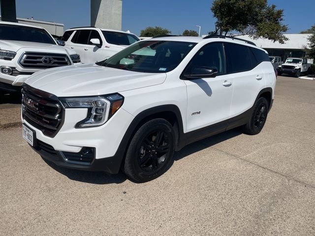 2023 GMC Terrain AT4