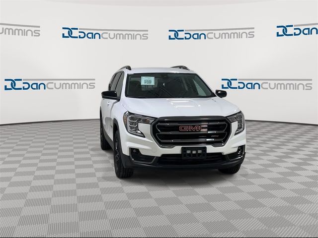 2023 GMC Terrain AT4