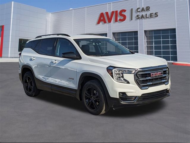 2023 GMC Terrain AT4