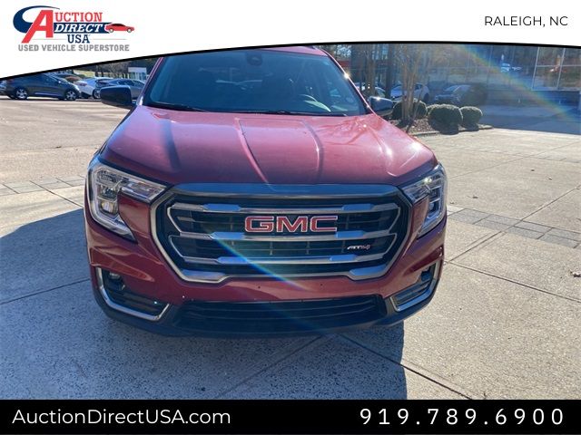 2023 GMC Terrain AT4