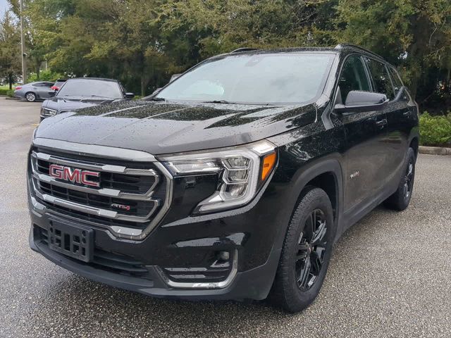 2023 GMC Terrain AT4