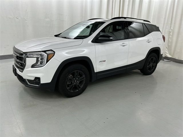 2023 GMC Terrain AT4