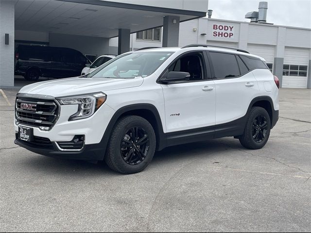 2023 GMC Terrain AT4