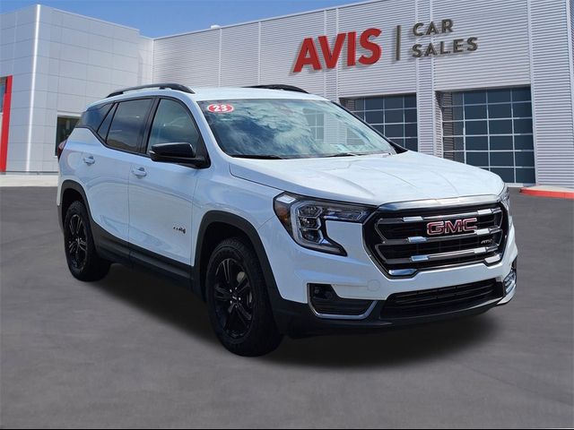 2023 GMC Terrain AT4