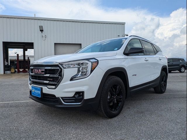 2023 GMC Terrain AT4