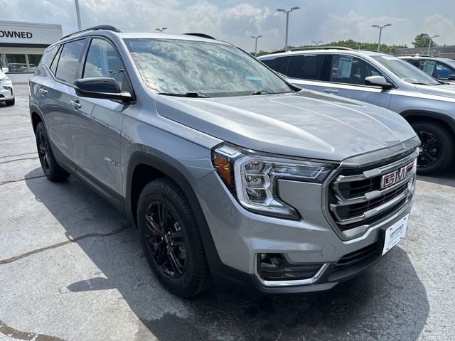 2023 GMC Terrain AT4